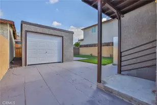 975 E 43rd, Los Angeles, CA 90011 - Photo 23