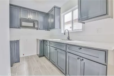 975 E 43rd, Los Angeles, CA 90011 - Photo 11