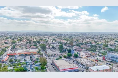 975 E 43rd, Los Angeles, CA 90011 - Photo 35