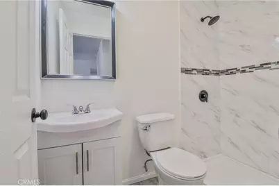 975 E 43rd, Los Angeles, CA 90011 - Photo 21