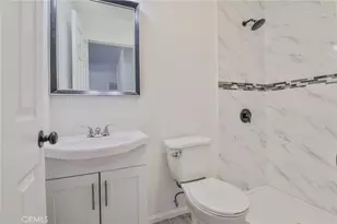 975 E 43rd, Los Angeles, CA 90011 - Photo 21