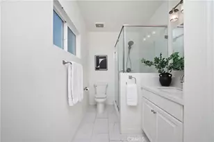 8550 Raviller Dr, Downey, CA 90240 - Photo 25