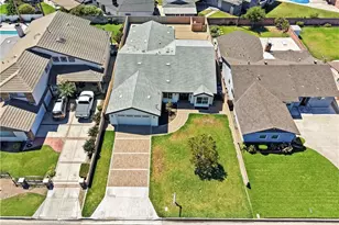 8550 Raviller Dr, Downey, CA 90240 - Photo 3