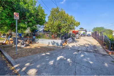 1621 Murchison, Los Angeles, CA 90033 - Photo 39