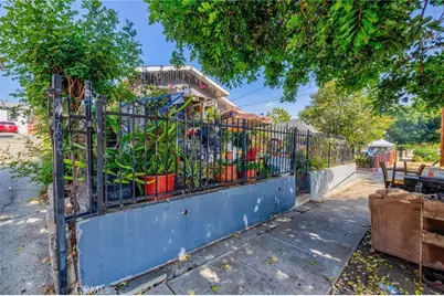 1621 Murchison, Los Angeles, CA 90033 - Photo 47