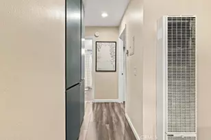 8800 Cedros Ave, Panorama City, CA 91402 - Photo 11