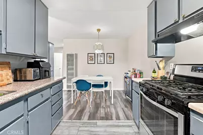 8800 Cedros Avenue #108, Panorama City, CA 91402 - Photo 9