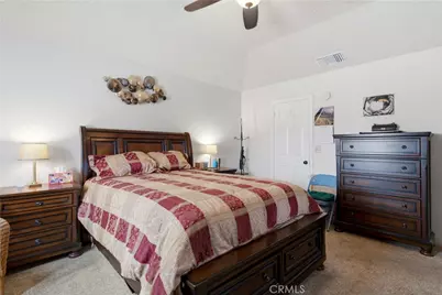 7851 Greenwood Avenue, California City, CA 93505 - Photo 31