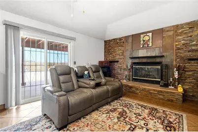 7851 Greenwood Avenue, California City, CA 93505 - Photo 21