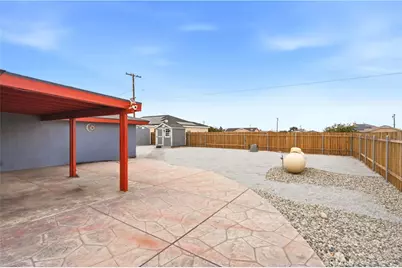 7851 Greenwood Avenue, California City, CA 93505 - Photo 39