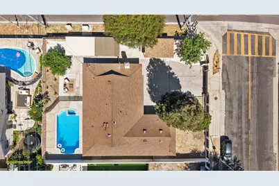 23701 Califa, Los Angeles, CA 91367 - Photo 67