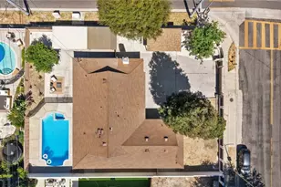 23701 Califa, Los Angeles, CA 91367 - Photo 67