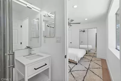 23701 Califa, Los Angeles, CA 91367 - Photo 55