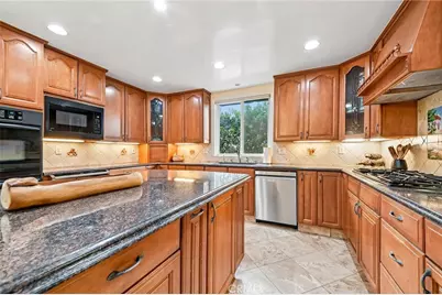 1311 N Meyler, San Pedro, CA 90731 - Photo 15