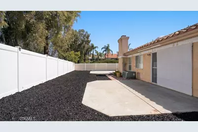 39257 Via Sonrisa, Murrieta, CA 92563 - Photo 43