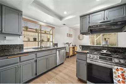 2883 Hollow Glen Circle, Rialto, CA 92376 - Photo 9