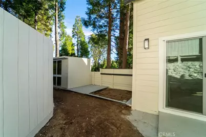744 Woodland, Crestline, CA 92325 - Photo 37