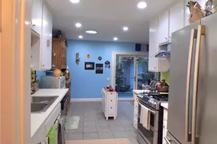 7552 Corbin Ave, Reseda, CA 91335 - Photo 13