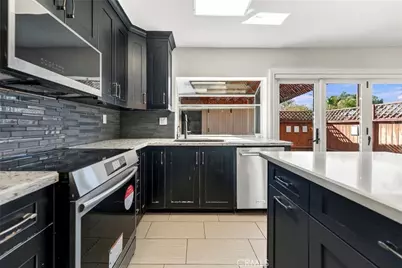 4435 Larwin, Cypress, CA 90630 - Photo 7