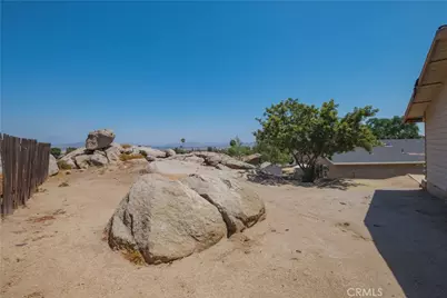 1104 Navajo, Perris, CA 92570 - Photo 23