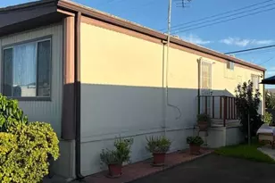 16601 S Garfield Ave, Paramount, CA 90723 - Photo 7