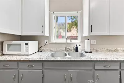 1419 Morgan, San Bernardino, CA 92407 - Photo 9