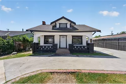 132 W 74th Street, Los Angeles, CA 90003 - Photo 1