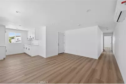 132 W 74th Street, Los Angeles, CA 90003 - Photo 31
