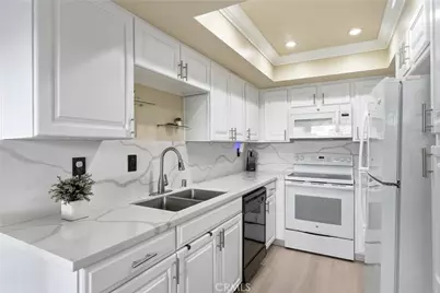 803 E Victoria #117, Carson, CA 90746 - Photo 15