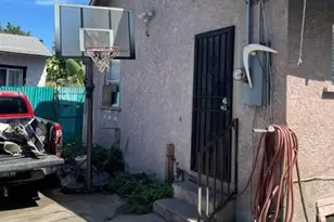 207 E 94th, Los Angeles, CA 90003 - Photo 3
