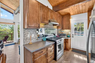 701 Villa Grove, Big Bear City, CA 92314 - Photo 21