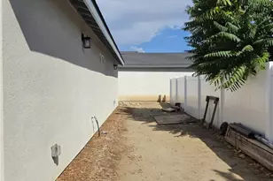 419 W Devonshire Ave, Hemet, CA 92543 - Photo 33
