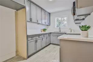 1650 W 38th Pl, Los Angeles, CA 90062 - Photo 13