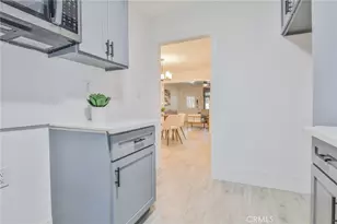 1650 W 38th Pl, Los Angeles, CA 90062 - Photo 15