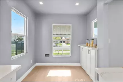 2049 W 71st Street, Los Angeles, CA 90047 - Photo 13