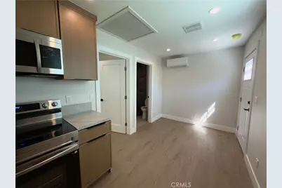 1629 W 80th St, Los Angeles, CA 90047 - Photo 15