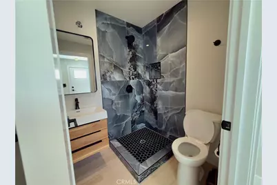 1629 W 80th St, Los Angeles, CA 90047 - Photo 9