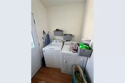 1016 W 51st Place, Los Angeles, CA 90037 - Photo 19