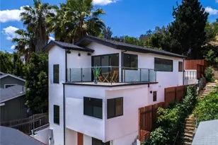2290 Riverside Dr, Los Angeles, CA 90039 - Photo 11