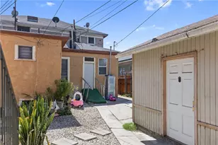915 E 23rd St, Los Angeles, CA 90011 - Photo 15