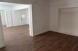 915 E 23rd St, Los Angeles, CA 90011 - Photo 9