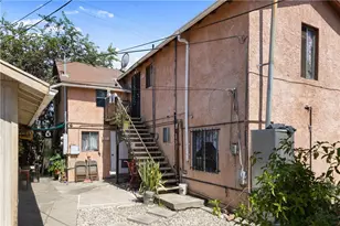 915 E 23rd St, Los Angeles, CA 90011 - Photo 13