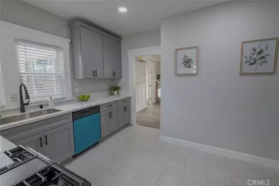 1758 W 41st, Los Angeles, CA 90062 - Photo 17