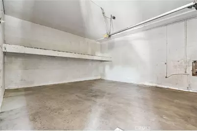 2431 Claremont, Los Angeles, CA 90027 - Photo 63