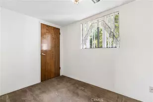 2431 Claremont, Los Angeles, CA 90027 - Photo 29
