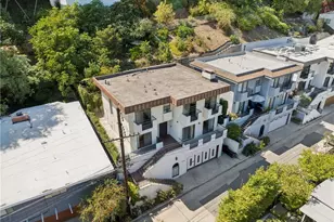 2431 Claremont, Los Angeles, CA 90027 - Photo 71