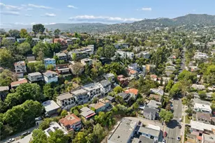 2431 Claremont, Los Angeles, CA 90027 - Photo 67