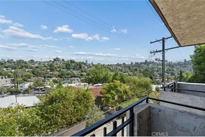 2431 Claremont, Los Angeles, CA 90027 - Photo 51