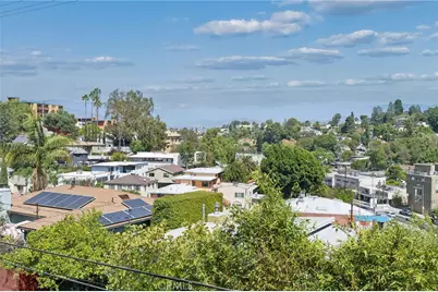 2431 Claremont, Los Angeles, CA 90027 - Photo 55