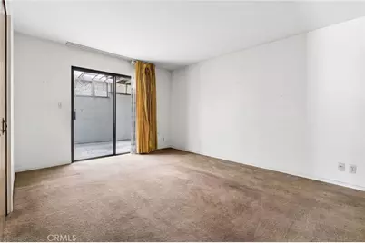 2431 Claremont, Los Angeles, CA 90027 - Photo 39